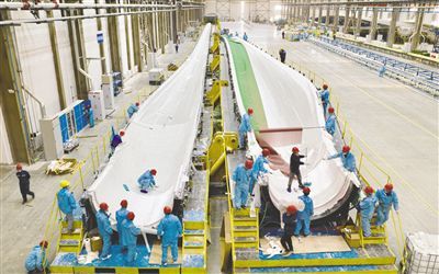 生產(chǎn)超長陸上風(fēng)機(jī)葉片